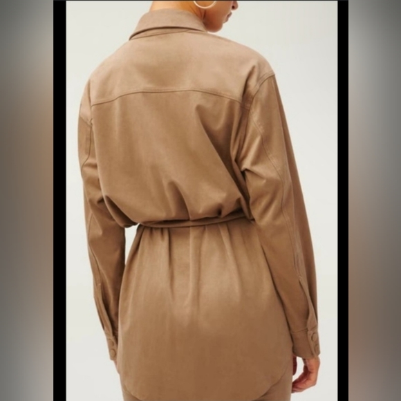 NWT GOOD AMERICAN CAMEL SHACKET. SIZE 6 - Picture 2 of 6